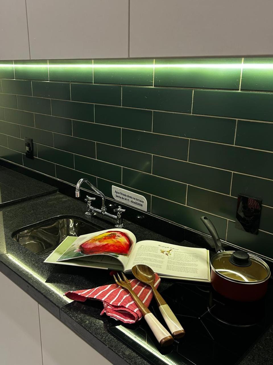 Studio Ao Lado Da Berrini, Metro Brooklin E Consulado Americano เซาเปาโล ภายนอก รูปภาพ